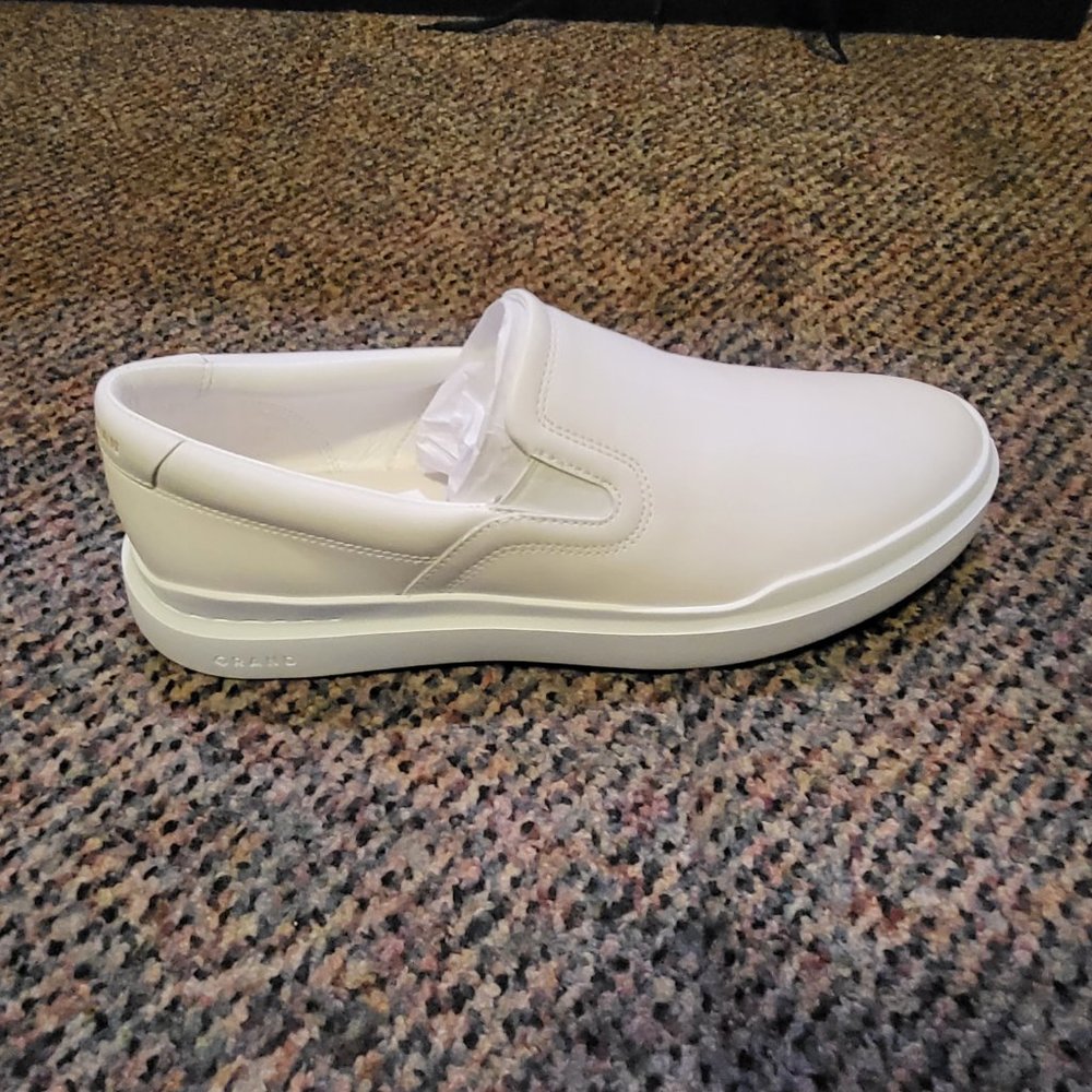 Cole Haan White Slip On shoe size 9